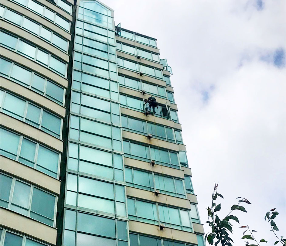 high rise glass window repairs