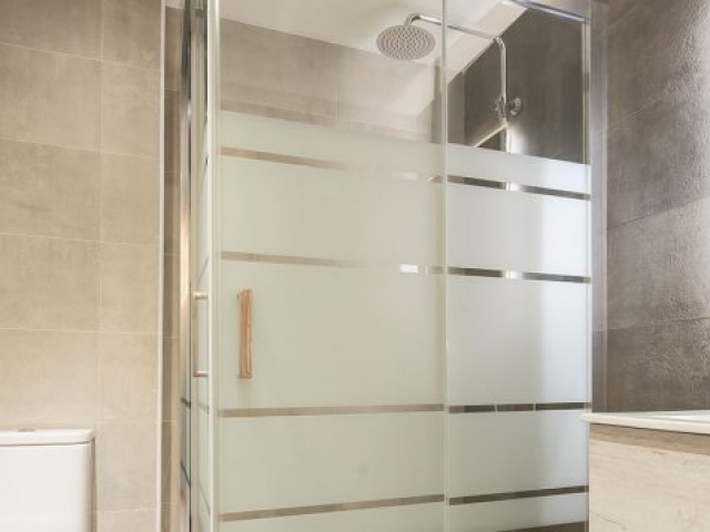 residential glass shower door vancouver